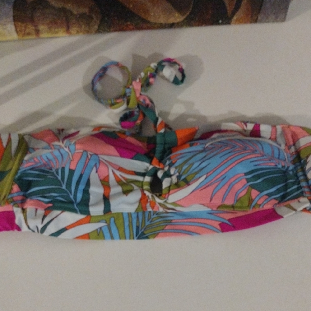 Xhilaration Coloful Tropical Bikini Top